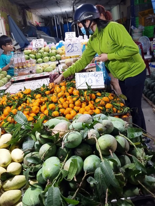 Giá xoài giảm thấp