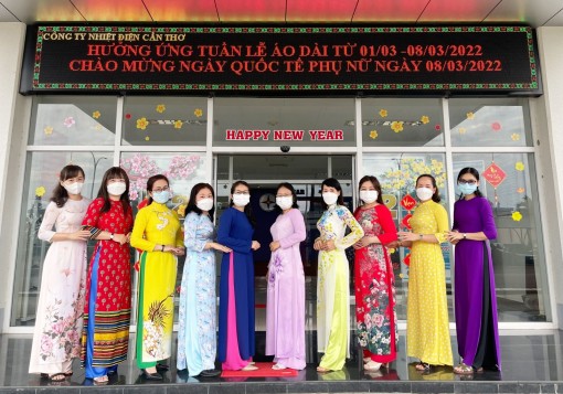 Nữ cán bộ, công nhân viên Nhiệt điện Cần Thơ hưởng ứng “Tuần lễ áo dài” năm 2022