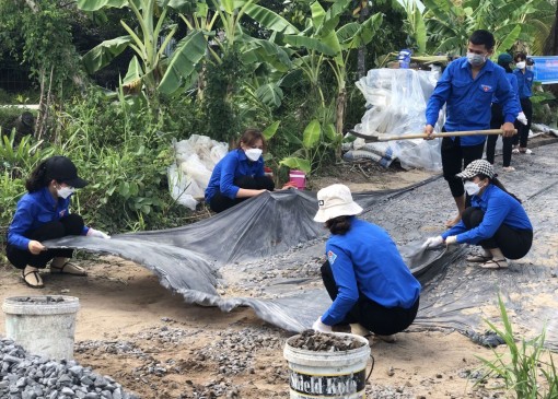 Tuổi trẻ các đơn vị sôi nổi hưởng ứng Tháng Thanh niên