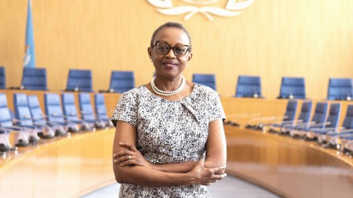 Người phụ nữ tiên phong trong cuộc chiến chống COVID-19 tại châu Phi