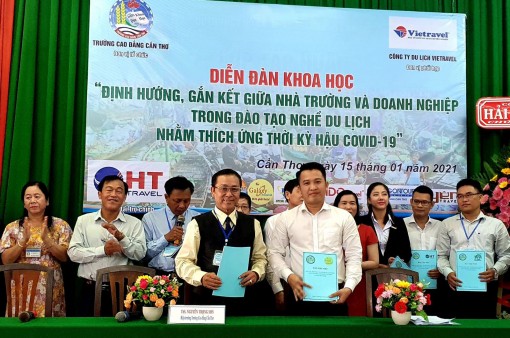 Nâng cao chất lượng đào tạo, thu hút thí sinh