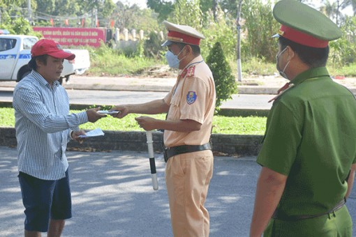 Tiếp tục xử lý vi phạm quy định về nồng độ cồn và ma túy