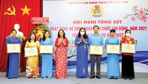 "Tiếp sức" lao động nữ