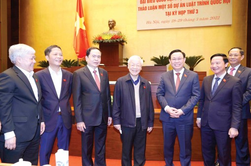 Tổng Bí thư Nguyễn Phú Trọng tham dự Hội nghị đại biểu Quốc hội hoạt động chuyên trách