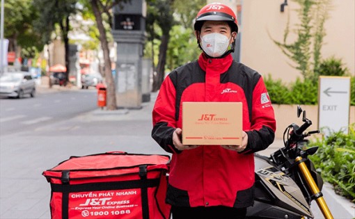 Doanh nghiệp chuyển phát nhanh chủ động “vượt bão” trong quý đầu năm 2022