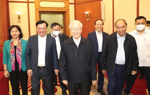Bộ Chính trị họp cho ý kiến về Đề án tổng kết Nghị quyết phát triển Thủ đô Hà Nội giai đoạn 2011-2020