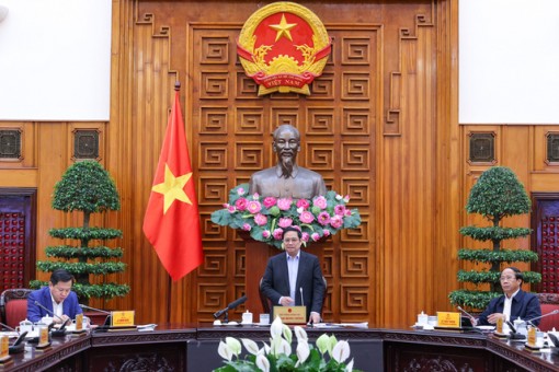 Dứt khoát không để khủng hoảng năng lượng, bảo đảm cung ứng điện cả trước mắt và lâu dài