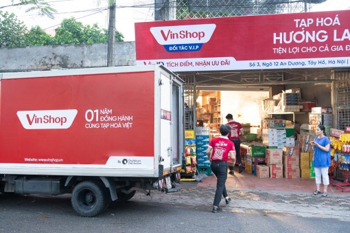 Ra ngõ thấy VinShop, “tạp hóa công nghệ” rộng cửa chinh phục thị trường bán lẻ tỷ đô