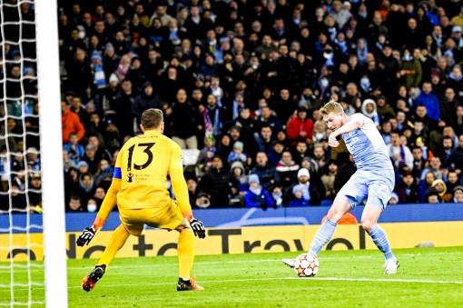 Man City có “chất xúc tác” De Bruyne
