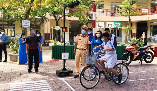 Khánh thành mô hình trải nghiệm “Công viên giao thông cho trẻ em”