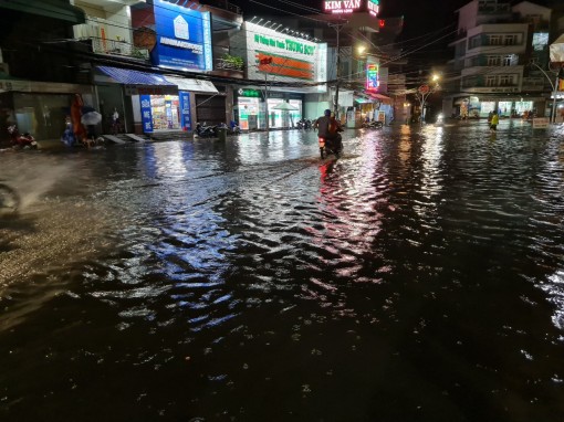 Phòng tránh thiên tai, bảo vệ sản xuất khi mùa mưa đến
