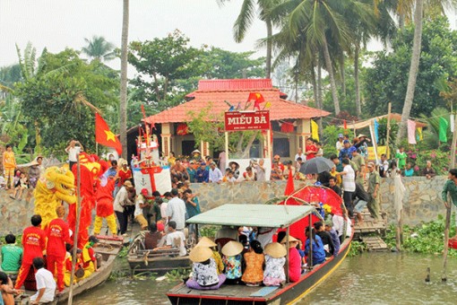Lãnh đạo Sở Văn hoá, Thể thao và Du lịch gửi lời hỏi thăm, xin lỗi đến du khách bị gây phiền hà khi đến du lịch tại Cần Thơ