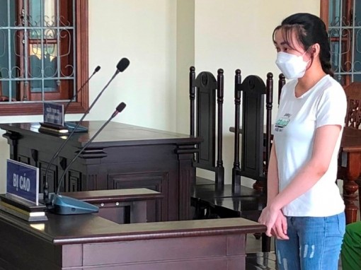 Đặt mua hàng qua mạng, lừa đảo chiếm đoạt tiền