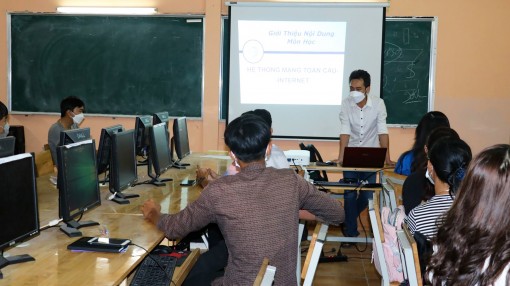 Chuyển đổi số lĩnh vực công