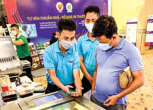 Thông điệp mới từ hàng Việt