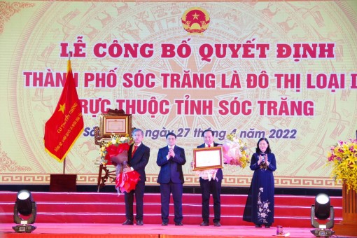 Thủ tướng Phạm Minh Chính dự Lễ kỷ niệm 30 năm tái lập tỉnh Sóc Trăng