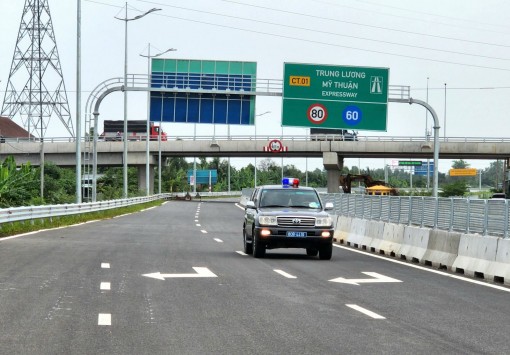 Tổ chức giao thông khai thác tạm tuyến cao tốc Trung Lương - Mỹ Thuận