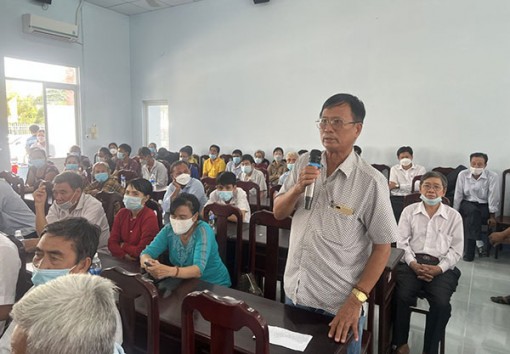 Cử tri huyện Cờ Ðỏ kiến nghị có giải pháp bình ổn giá vật tư nông nghiệp