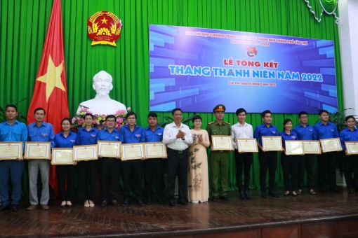 Tìm giải pháp, đổi mới hoạt động, phong trào cùng thành phố xây dựng đô thị theo tiêu chí xanh - sạch - đẹp - văn minh - hiện đại