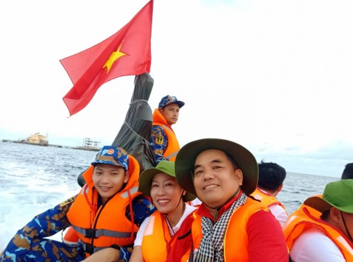 Phan Hoàng Để với Hành trình “Tuổi trẻ vì biển đảo quê hương”