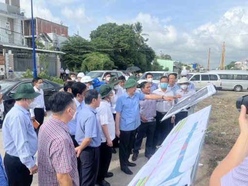 Đoàn công tác Chính phủ kiểm tra công trình xây dựng cơ bản tại Cần Thơ