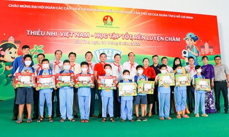 Ngày hội “Thiếu nhi Việt Nam - Học tập tốt, rèn luyện chăm”