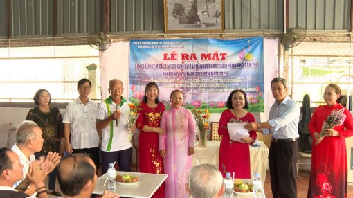 Ra mắt Ban Chủ nhiệm CLB đờn ca tài tử Người cao tuổi TP Cần Thơ