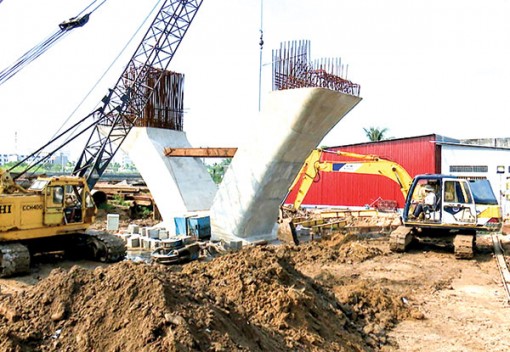 Kiên quyết xử lý nghiêm nhà thầu làm chậm trễ tiến độ dự án cầu Trần Hoàng Na