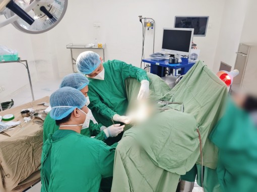 Trị khỏi bệnh són tiểu nhiều năm ở phụ nữ