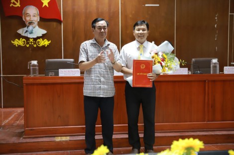 TS Nguyễn Minh Hòa giữ chức vụ Hiệu trưởng Trường Đại học Trà Vinh