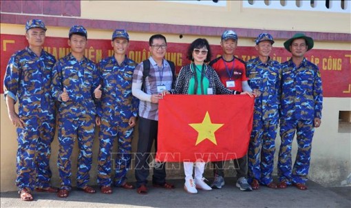 Bài cuối: Hành trình đặc biệt của lá cờ quay trở lại Trường Sa