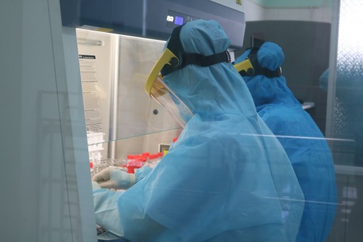 Đề xuất chuyển Cơ quan công an điều tra làm rõ 5 gói thầu mua sắm kit xét nghiệm