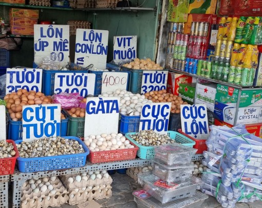 Trứng gia cầm tiếp tục tăng giá