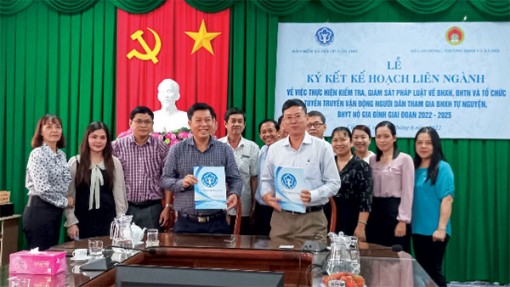 Người lao động cần làm gì khi đơn vị sử dụng lao động không chốt sổ bảo hiểm xã hội?