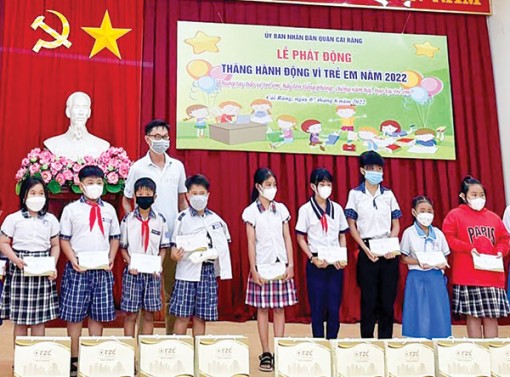 Chăm lo, hỗ trợ để trẻ em phát triển toàn diện