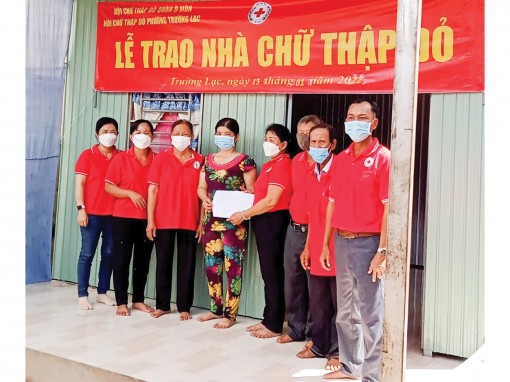 Điểm tựa tình thương