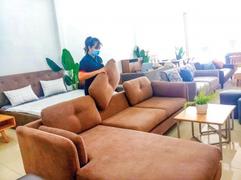Sofa hiện đại tạo điểm nhấn cho không gian sống