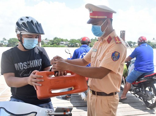 Tăng cường kiểm tra, xử lý vi phạm trật tự an toàn giao thông