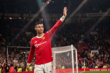 Ronaldo đòi chia tay Man United