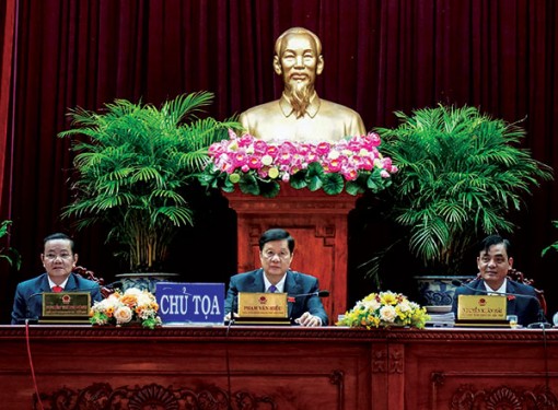 HĐND thành phố xem xét, quyết định những vấn đề quan trọng của thành phố