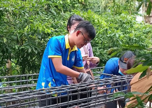 Hơn 500 sinh viên Trường Ðại học Tây Ðô tham gia Chiến dịch tình nguyện “Mùa hè xanh”