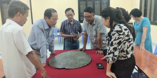 Phát hiện mặt trống đồng hơn 2.000 năm ở Ðồng Tháp