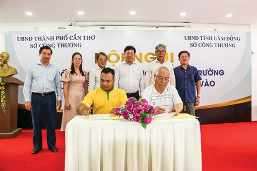 Kết nối, mở rộng thị trường tiêu thụ sản phẩm đặc sản địa phương