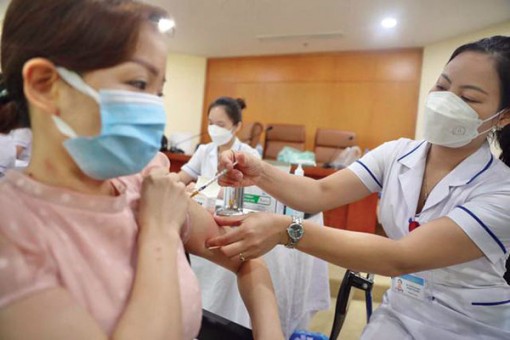 Biển thể BA.5 có khả năng kháng vaccine ngừa COVID-19 gấp 4 lần