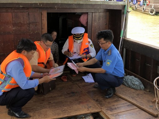 Chủ động phối hợp liên ngành địa phương kiểm tra, xử lý vi phạm an toàn giao thông thủy