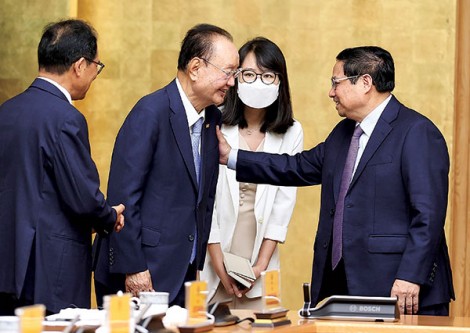 Thủ tướng Phạm Minh Chính đối thoại với Ðại sứ và doanh nghiệp Hàn Quốc