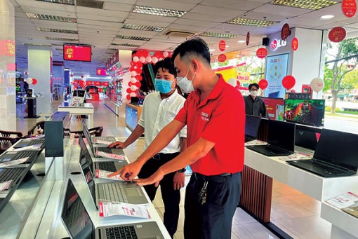 Ða dạng laptop phục vụ nhu cầu học tập và làm việc