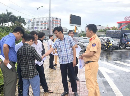 Phối hợp thực hiện tốt các giải pháp kiềm chế tai nạn giao thông