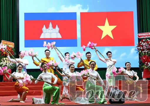 Quảng bá hình ảnh thành phố đến bạn bè quốc tế