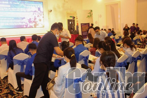 Khởi nghiệp từ kinh doanh trực tuyến